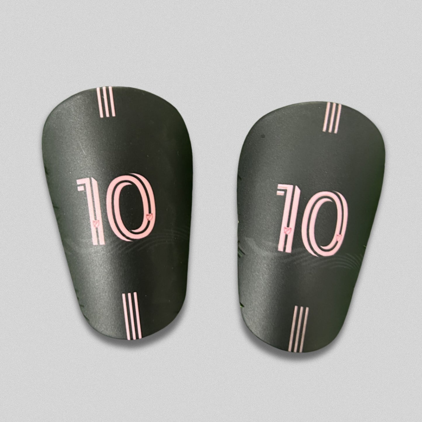 Maestrofootball Mini Schienbeinschoner - Schwarz / Rosa für Kinder - Fußball